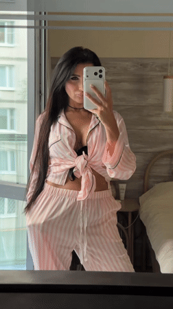 Lazy afternoon at home in Moscow, balcony views and mirror selfies