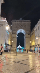 Evening stroll captures Lisbon landmarks and street life