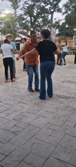 Evening plaza gathering features dancing and ice cream in Tinaquillo