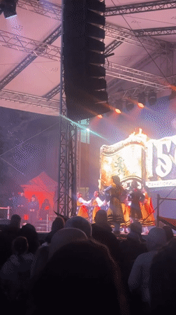 Bulgarian folk dancers commemorate April Uprising's 150th anniversary