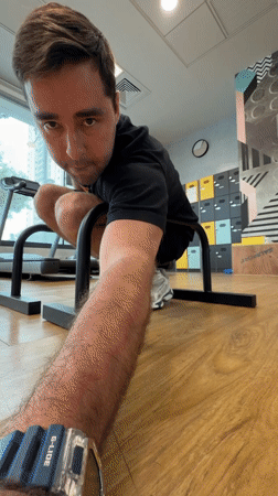 Morning routines captured across Tel Aviv gyms and streets