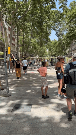 Street construction in full swing on a Barcelona boulevard