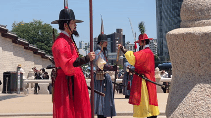 Traditional Korean palace ceremony observed in Seoul