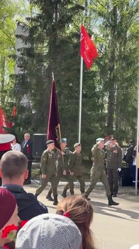 Military ceremony held in Yamyshevo, Russia draws crowds