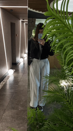 Family shopping trip documented through fitting room selfies in Votkinsk