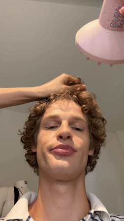 Getting ready in Milan: hair, makeup, and a smoke break