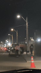 Late-night vehicle unloading observed on Arica street