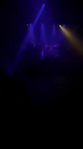 Early morning stage performance captured in Buenos Aires