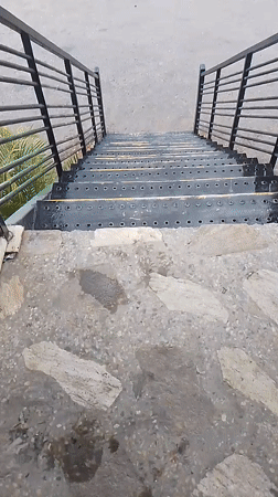Witness documents wet streets after rain in El Espinal