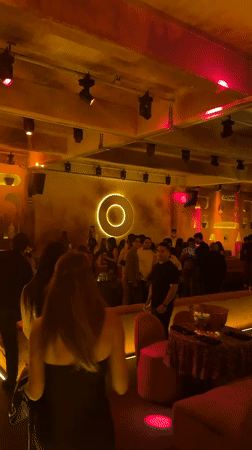 Early morning nightclub scene captured in Tlaxcalancingo, Mexico