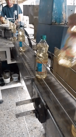 Cooking oil bottling operation observed at Venezuela processing facility