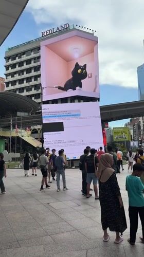 Morning pedestrian activity recorded in Kuala Lumpur shopping district
