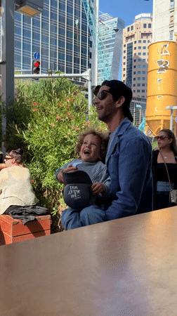 Lunchtime scenes at Tel Aviv outdoor restaurant