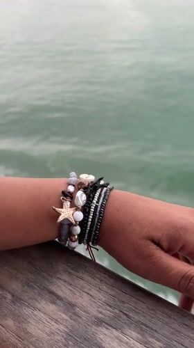 Person with starfish bracelet observed at Gravelines waterfront