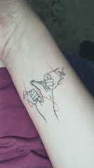 Daily life moments captured in Tobolsk: tattoos, family, cooking