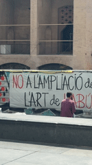 Anti-MACBA expansion protest held in Barcelona public square