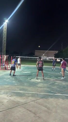 Evening recreation activities observed at Chang Phueak sports complex