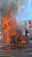 Festival structure fire draws crowds and firefighter response
