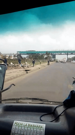 Light traffic, pedestrian activity observed on Nairobi road