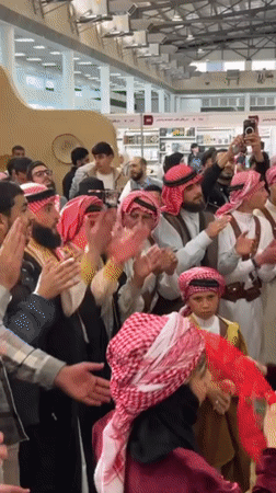 Traditional cultural performances highlight Syrian book fair exhibition