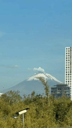 Ordinary moments captured across Puebla with Popocatépetl backdrop