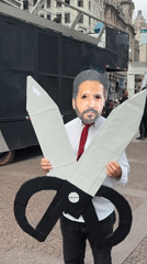 Public gathering draws crowds to São Paulo street market