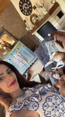Woman documents afternoon with dogs in Konz, Germany