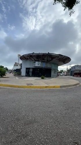 Evening street scenes documented across Porlamar, Venezuela