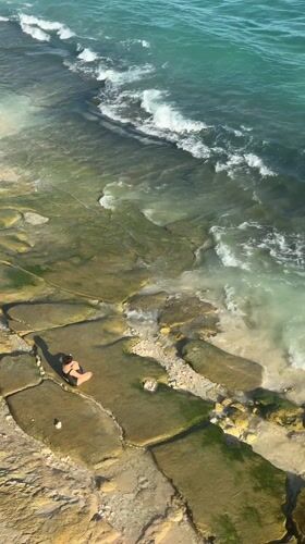 Morning DJ set and beachgoer captured in Ungasan