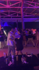 Outdoor dance gathering draws crowds in Đà Nẵng