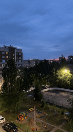 Izhevsk sunset backdrop to a casual cooking conversation online