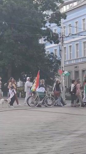 Street march and public square scenes documented in Bratislava