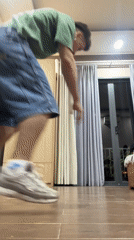 Breakdancing and gymnastics moves practiced indoors in Đà Nẵng