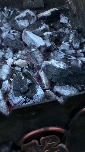 Outdoor grilling scene observed in Kharkiv