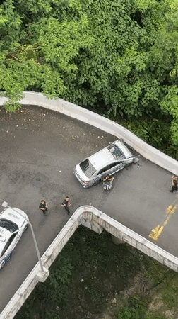 Car accident towed on elevated roads in Subang Jaya