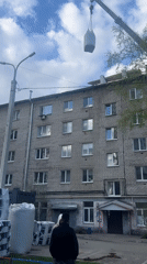 Crane renovation work underway at Ufa residential building