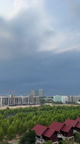 Morning scenes from Pattaya: cityscape views and breakfast moment