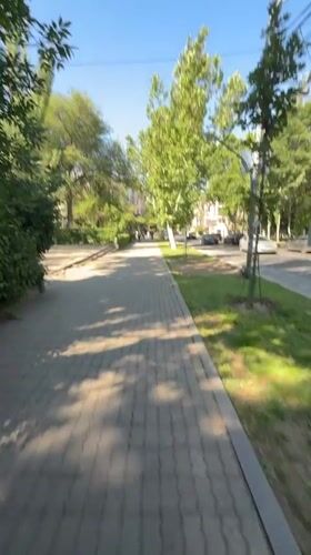 Early morning stroll along Swan Lake, Yerevan