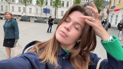 Woman films selfie, restaurant meal documented in Moscow