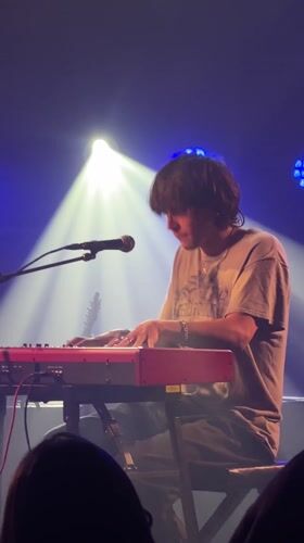Musician performs on keyboard at Vienna venue