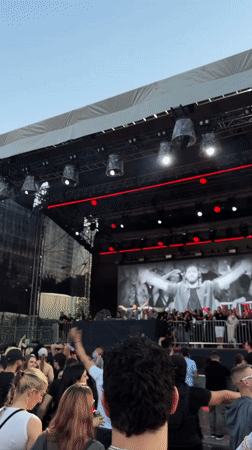 Electronic music festival draws crowds in Belgrade suburb