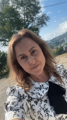 Woman documents 45-minute afternoon in Sochi with selfies, scenery
