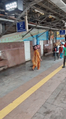 Bhopal Junction platform life, trains, and daily station activity
