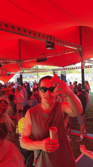 Outdoor music festival draws dancing crowds in London