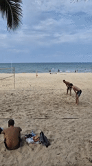 Morning beach volleyball and leisure activities documented in Đà Nẵng