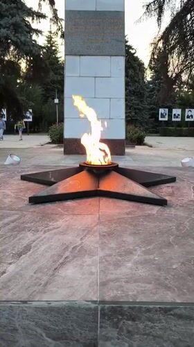 War memorial in Mikhaylovka honors fallen soldiers with eternal flame