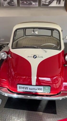 Families visit vintage Soviet car museum in Peresvet, Russia