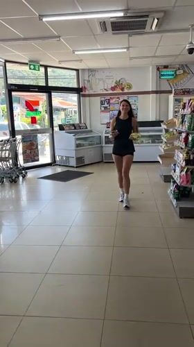 Late-night convenience store activity documented in Baan Lamai Thailand