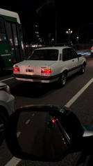 White Chevrolet spotted on Buenos Aires street at night