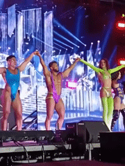 Colorful stage performance with LED visuals in San Bartolomé